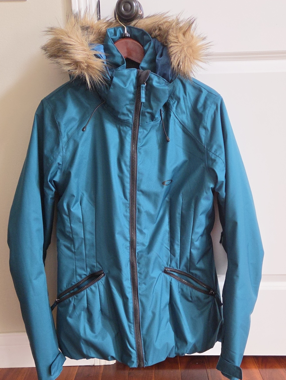 Oakley Teal Ski Jacket with Faux Fur Trim Hood